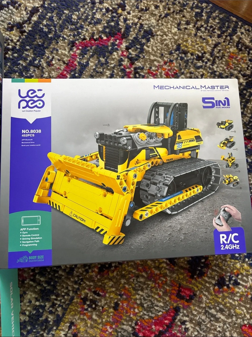 Discovery STEM Solar Vehicle Creations Kits